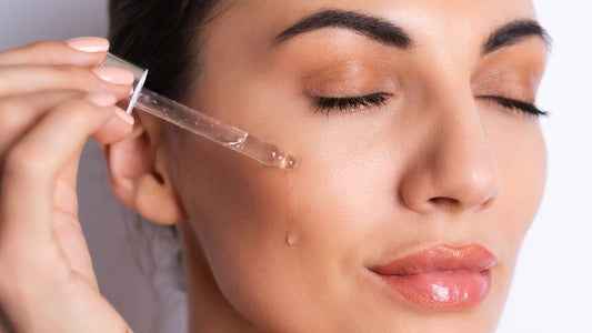 Como usar sérum facial corretamente: passo a passo